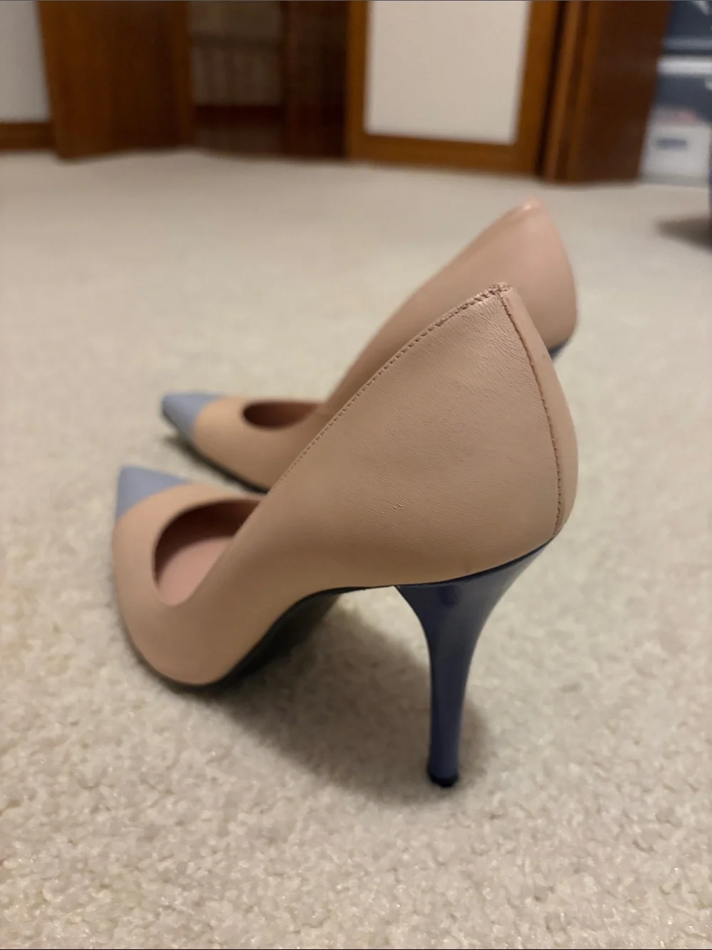 Stuart Weitzman Blush Beige Pumps with Light Gray Pointed Toes - Picture 2 of 7